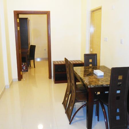 Nizwa Hotel Apartments Bagian luar foto