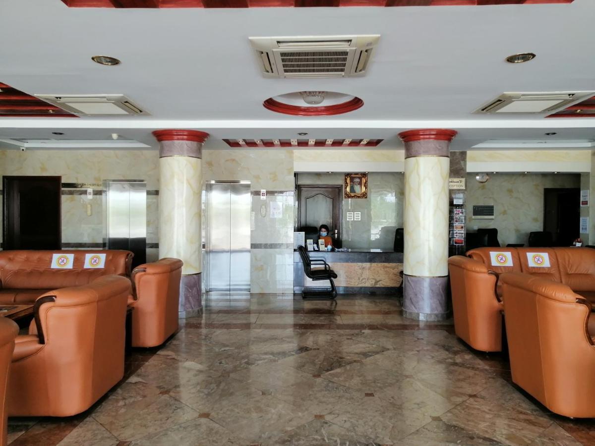 Nizwa Hotel Apartments Bagian luar foto