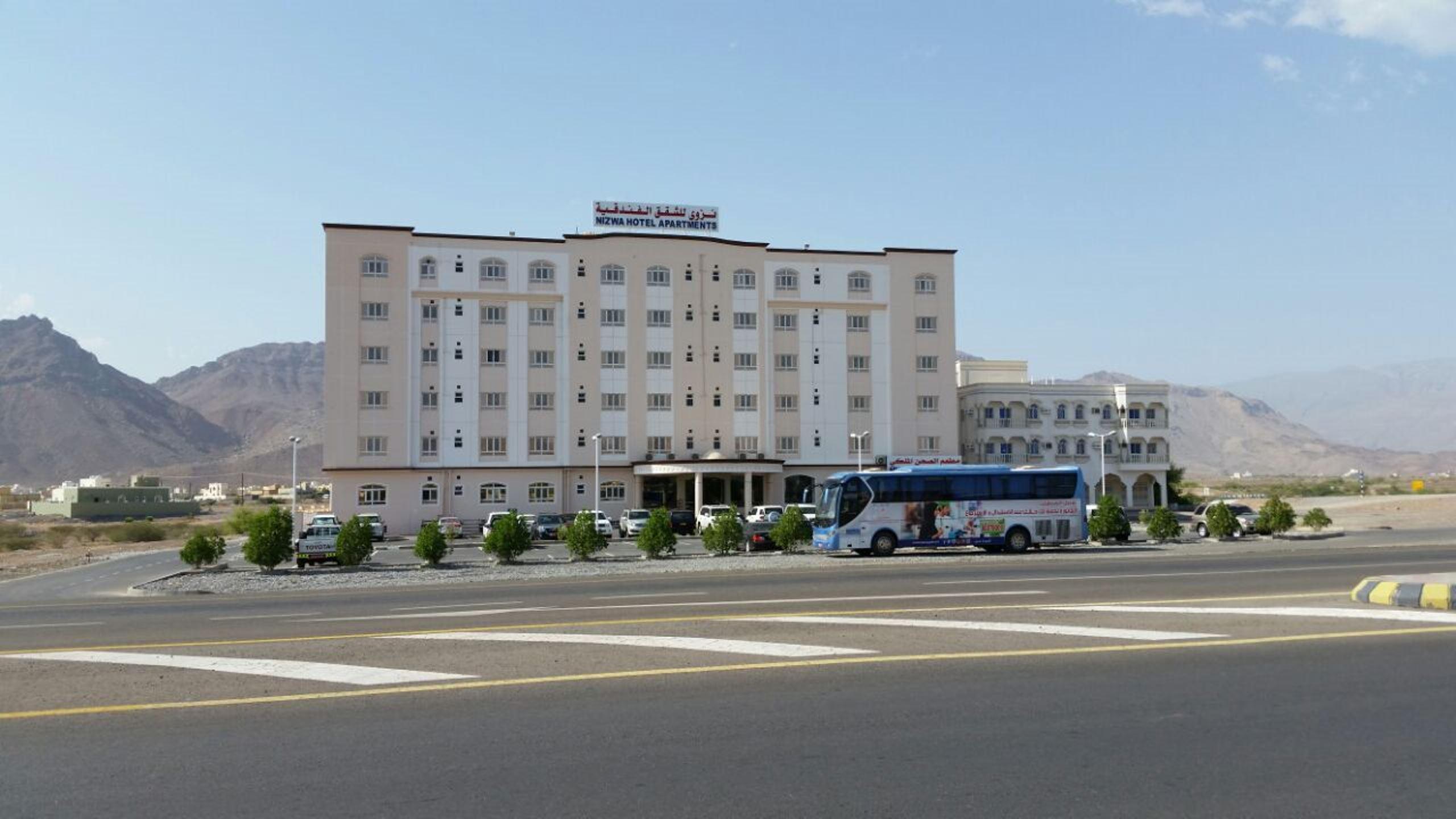 Nizwa Hotel Apartments Bagian luar foto