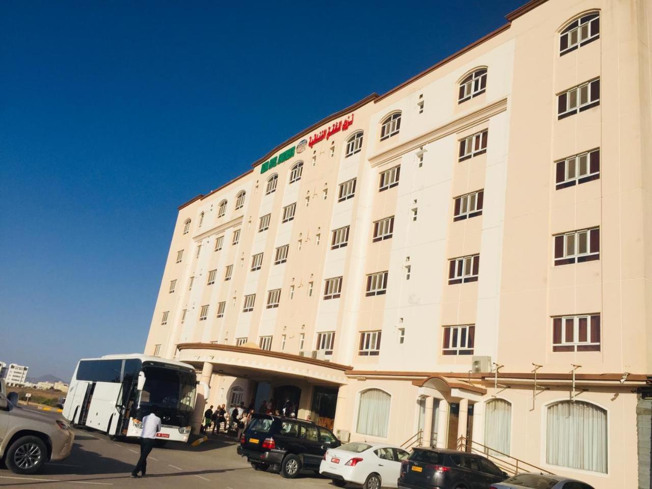 Nizwa Hotel Apartments Bagian luar foto