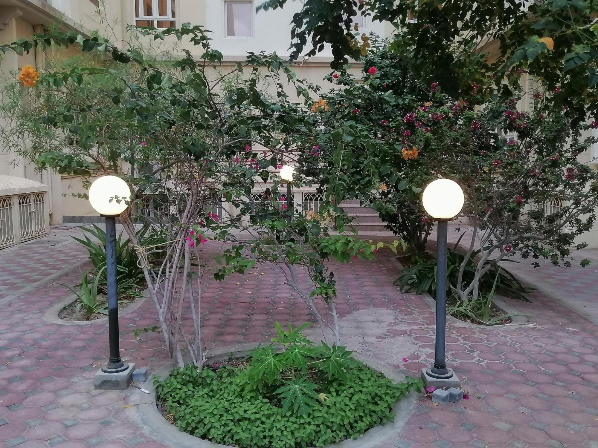 Nizwa Hotel Apartments Bagian luar foto