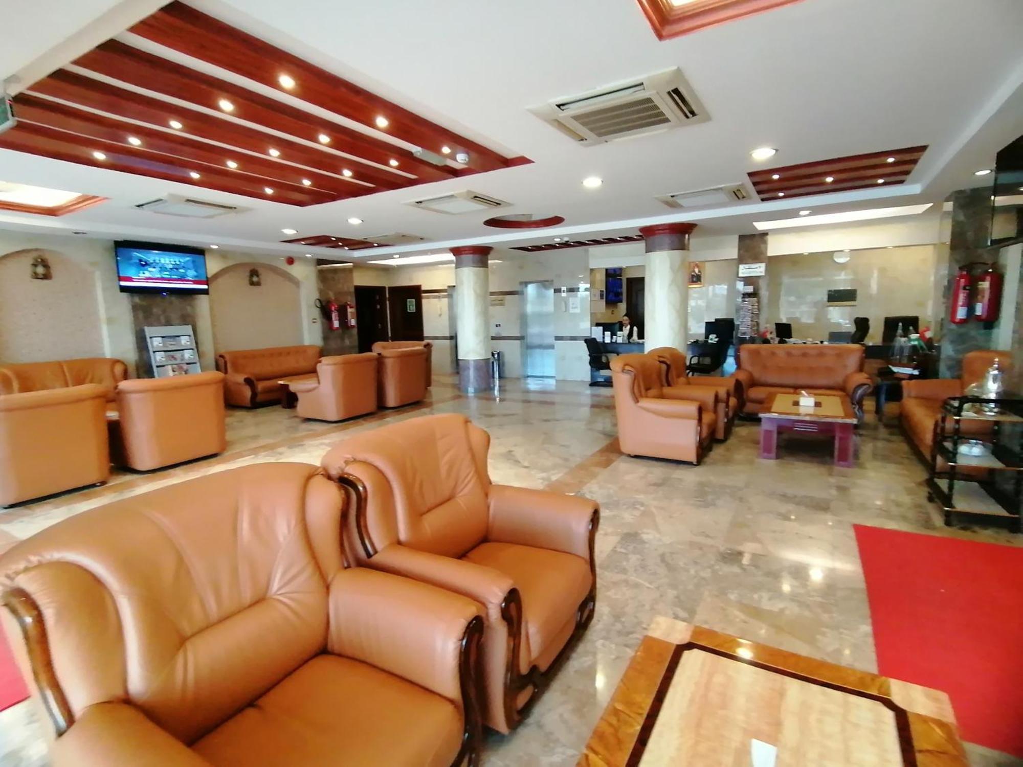 Nizwa Hotel Apartments Bagian luar foto